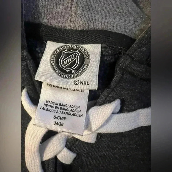 NHL LA Kings Hockey Pullover Hoodie Grey Men’s Size Small - Picture 3 of 5